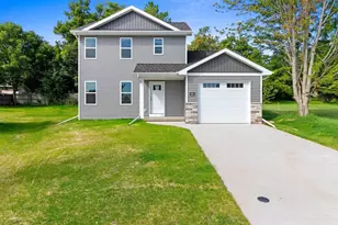 305 Evergreen Ln, Chilton, WI 53014 - Photo 1