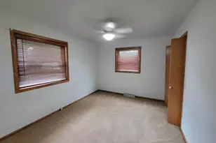 1004 Honey Creek Rd, Oshkosh, WI 54904 - Photo 21