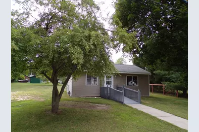 422 High Street, Wild Rose, WI 54984 - Photo 3