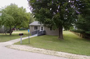422 High St, Wild Rose, WI 54984 - Photo 13