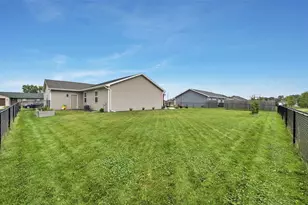 1449 Mase Dr, Kaukauna, WI 54130 - Photo 9