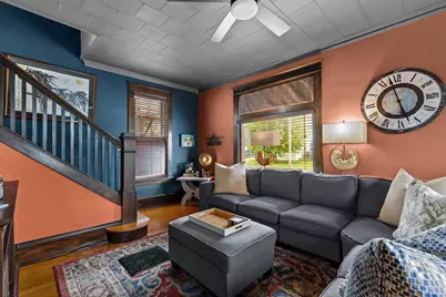 303 E Parkway Avenue, Oshkosh, WI 54901 - Photo 15