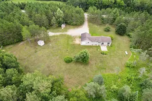 N3355 Bay De Noc Dr, Menomonie, MI 49858 - Photo 41