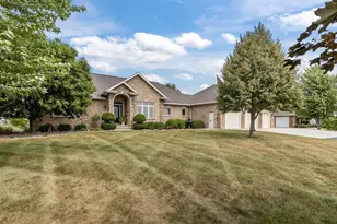 1056 Harbor Lights Rd, Suamico, WI 54173 - Photo 71