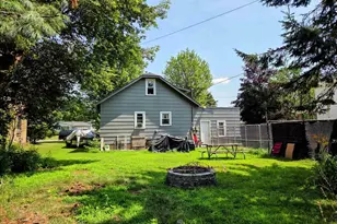 1029 S Main St, Shawano, WI 54166 - Photo 15