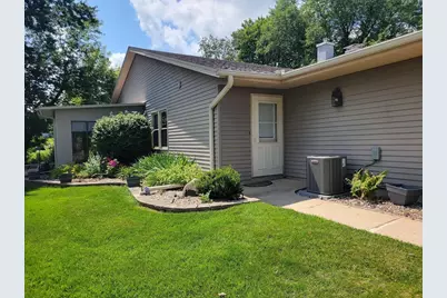 105 Tamarack Circle, Hartford, WI 53027 - Photo 27