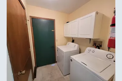 105 Tamarack Circle, Hartford, WI 53027 - Photo 23