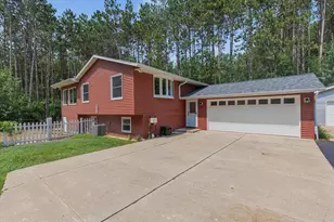4057 St Francis Park Dr, Suamico, WI 54313 - Photo 55