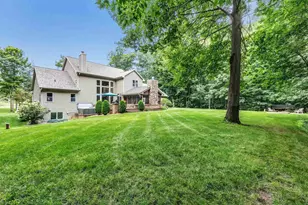 4408 Forest Ridge Dr, Suamico, WI 54313 - Photo 3