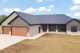 583 Willow Dr, Mishicot, WI 54228 - Photo 3
