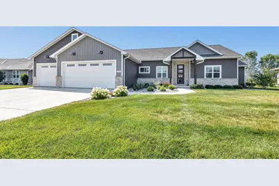 2157 Fox Point Circle, De Pere, WI 54115 - Photo 1
