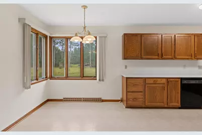 216 W Prairie Street, Wautoma, WI 54982 - Photo 5