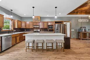 183 Rease St, Berlin, WI 54923 - Photo 9