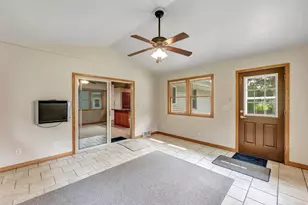 3533 Leeds Castle Dr, Green Bay, WI 54313 - Photo 13