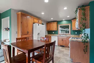 2532 Libal St, Green Bay, WI 54301 - Photo 7
