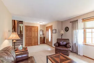 N3212 Bean City Rd, New London, WI 54961 - Photo 11