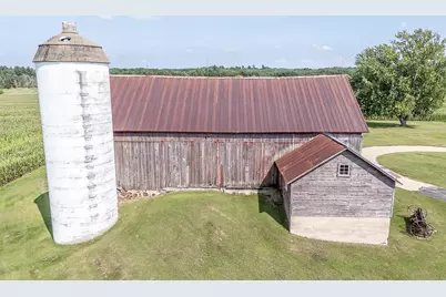 N3212 Bean City Road, New London, WI 54961 - Photo 3