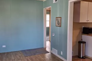 921 Raton Ct, Manitowoc, WI 54220 - Photo 7