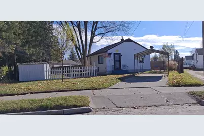 921 Raton Court, Manitowoc, WI 54220 - Photo 1