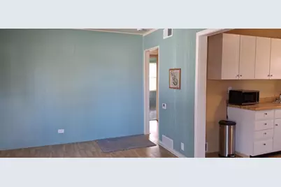 921 Raton Court, Manitowoc, WI 54220 - Photo 3