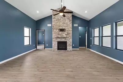 535 N Pheasant Drive, New London, WI 54961 - Photo 3