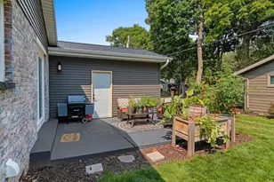 1221 E Hanson Dr, Appleton, WI 54915 - Photo 45