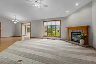 44 Penbrook Cir, Appleton, WI 54913 - Photo 5