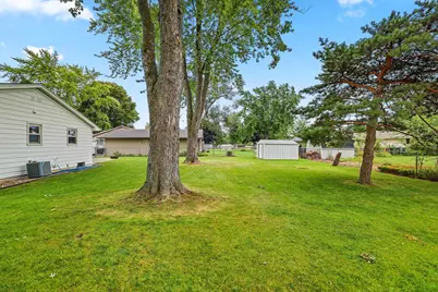 524 E St Joseph Street, Green Bay, WI 54301 - Photo 47