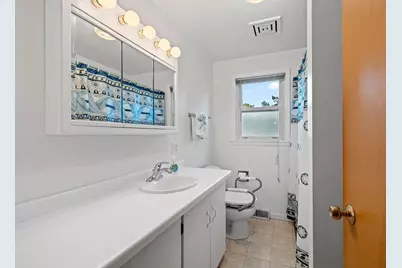 524 E St Joseph Street, Green Bay, WI 54301 - Photo 19