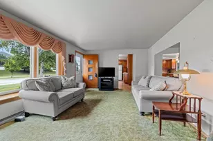 524 E St Joseph St, Green Bay, WI 54301 - Photo 11