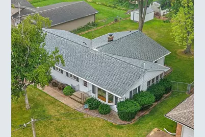 524 E St Joseph Street, Green Bay, WI 54301 - Photo 3