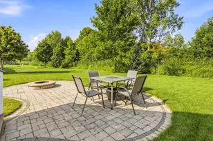 848 Lotus Trail, Menasha, WI 54952 - Photo 49
