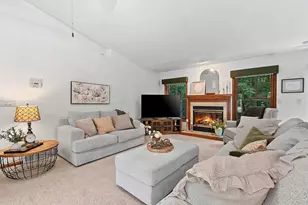 7190 Spring Lake Rd, Little Suamico, WI 54171 - Photo 9