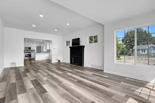 1006 15th Ave, Menominee, MI 49858 - Photo 5