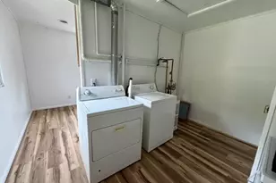 5825 N 38th St, Milwaukee, WI 53209 - Photo 7