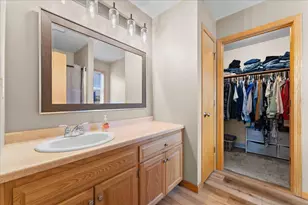 2540 Manitowoc Rd, Green Bay, WI 54311 - Photo 25