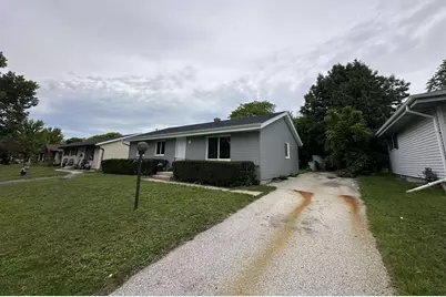 6656 W Brentwood Avenue, Milwaukee, WI 54223 - Photo 17