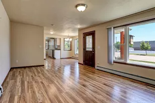 428 8th St, Menasha, WI 54952 - Photo 9