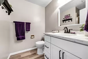 2719 Woodland Hills Ct, Green Bay, WI 54311 - Photo 21