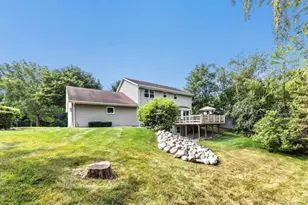 2719 Woodland Hills Ct, Green Bay, WI 54311 - Photo 7