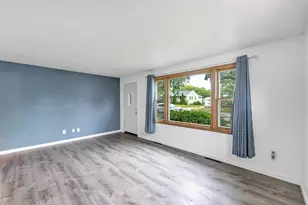 536 Fred St, Green Bay, WI 54302 - Photo 3