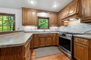 1744 Ives Ln, Suamico, WI 54173 - Photo 11