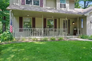 1744 Ives Ln, Suamico, WI 54173 - Photo 3