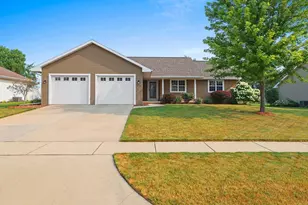 773 N Melcorn Cir, De Pere, WI 54115 - Photo 45