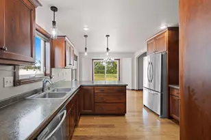773 N Melcorn Cir, De Pere, WI 54115 - Photo 17