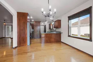 773 N Melcorn Cir, De Pere, WI 54115 - Photo 11