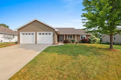 773 N Melcorn Circle, De Pere, WI 54115 - Photo 1