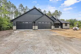 3141 High Country Ct, Suamico, WI 54313 - Photo 3