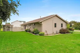 1525 Parkview Dr, New London, WI 54961 - Photo 65