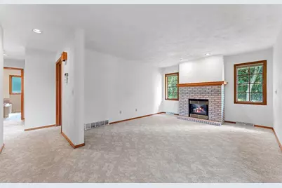 1525 Parkview Drive, New London, WI 54961 - Photo 23